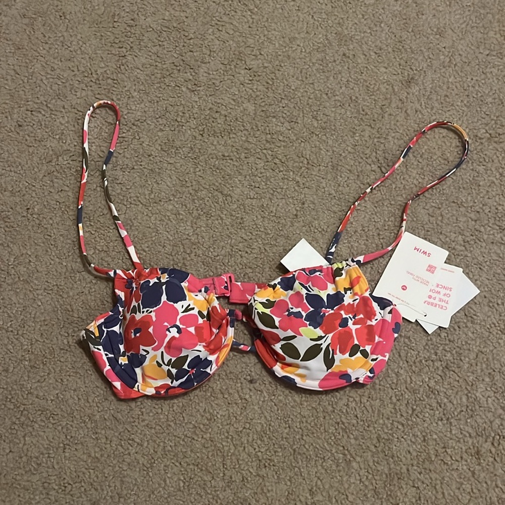 New with Tags Roxy Bikini - Picture 2 of 6